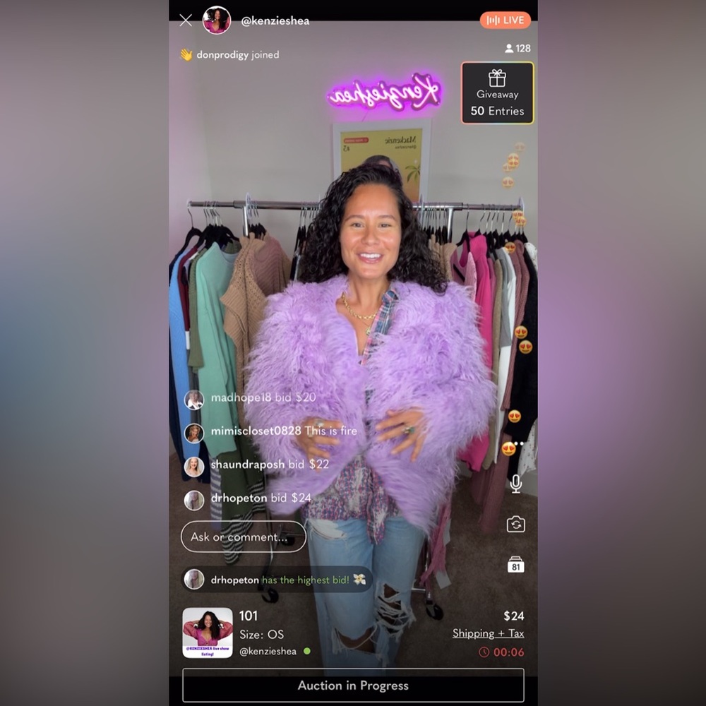 𝗛𝗲𝘆 𝗜’𝗺 𝗞𝗲𝗻𝘇𝗶𝗲 🙋🏽‍♀️ 𝗝𝗼𝗶𝗻 𝗺𝘆 𝗟𝗜𝗩𝗘 𝘀𝗵𝗼𝘄𝘀 𝘄𝗲𝗲𝗸𝗱𝗮𝘆𝘀 𝗮𝘁 𝟳𝗮𝗺 𝗖𝗧!🌞 - Picture 13 of 16